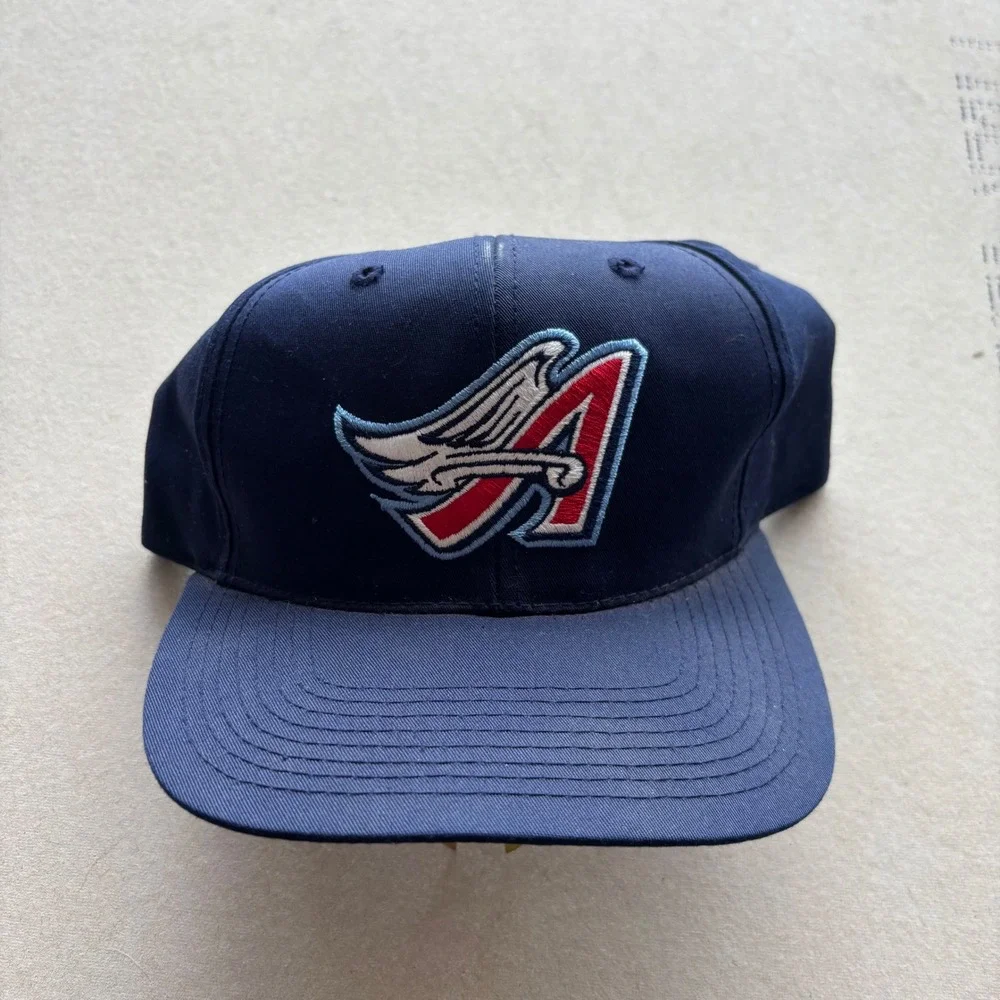 Vintage 90s Anaheim Angels T-shirt Hat